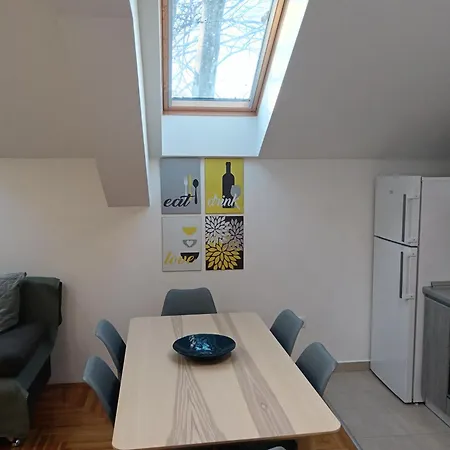 Apartment Snd Aparts *