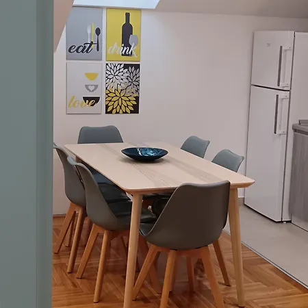 Snd Aparts * نوفي ساد